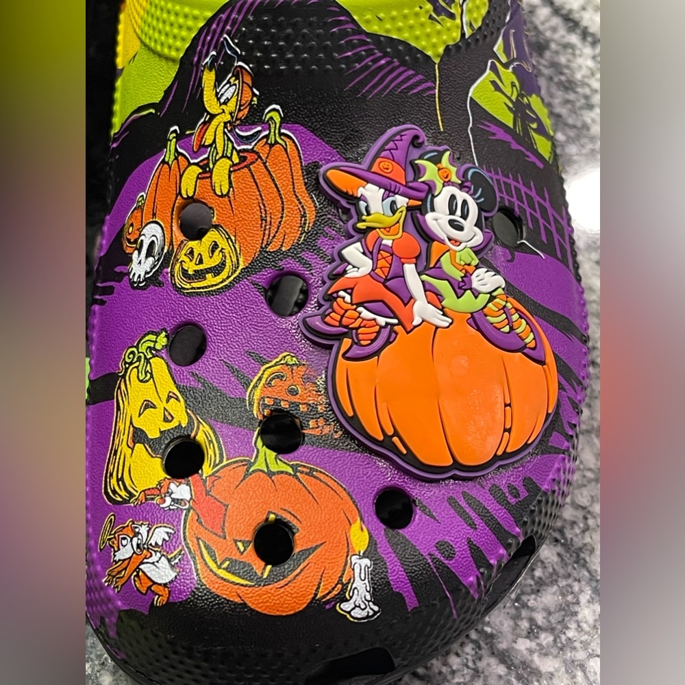 Disney Halloween Crocs WDW PARKS - Picture 10 of 12